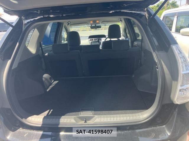 Toyota PRIUS ALPHA 2012-03 8209694-14