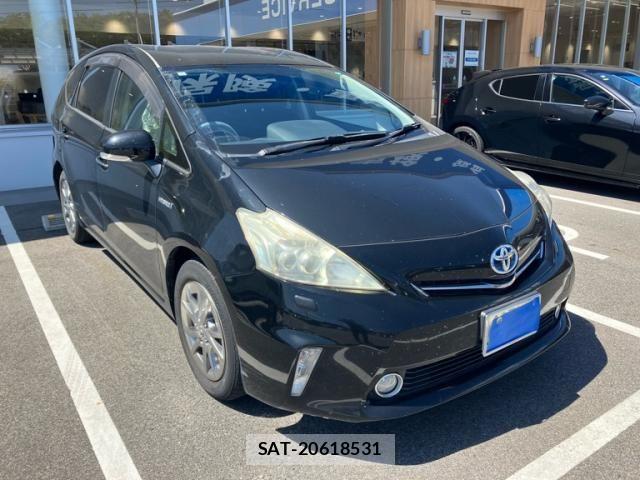 Toyota PRIUS ALPHA 2013-11 8209696-0
