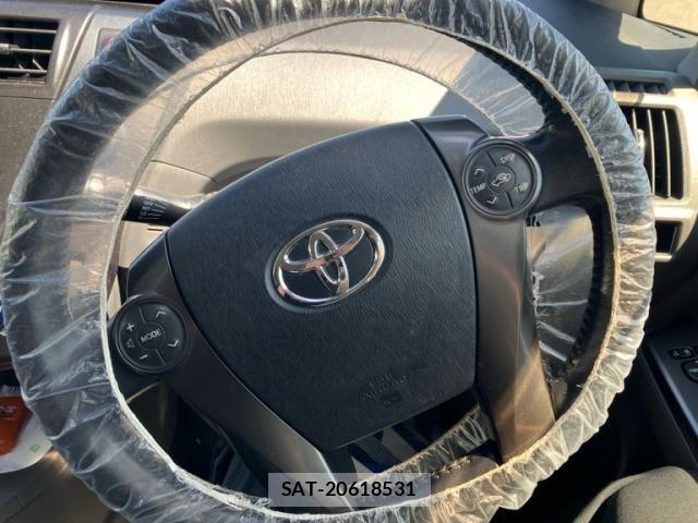 Toyota PRIUS ALPHA 2013-11 8209696-14