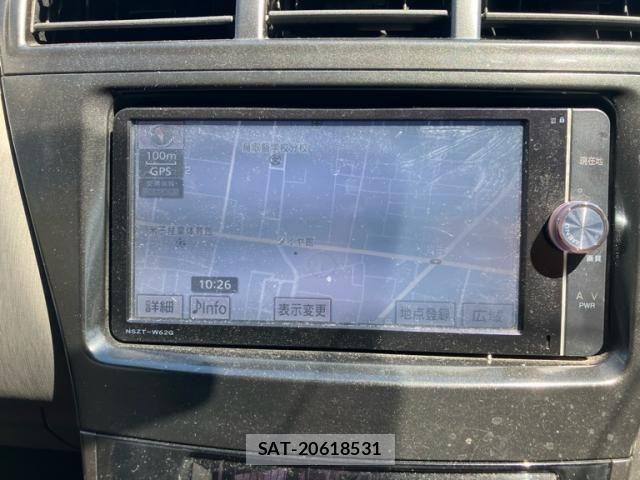 Toyota PRIUS ALPHA 2013-11 8209696-18