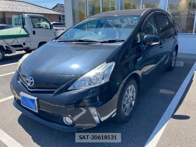 Toyota PRIUS ALPHA 2013-11 8209696-1