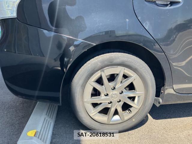 Toyota PRIUS ALPHA 2013-11 8209696-4