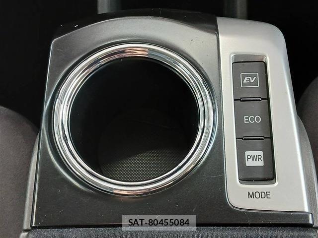Toyota PRIUS ALPHA 2012-03 8209685-17