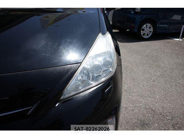 Toyota PRIUS ALPHA 2013-12 8209684-9