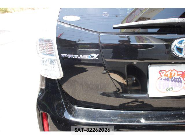 Toyota PRIUS ALPHA 2013-12 8209684-14