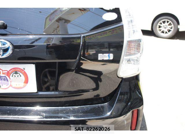 Toyota PRIUS ALPHA 2013-12 8209684-15