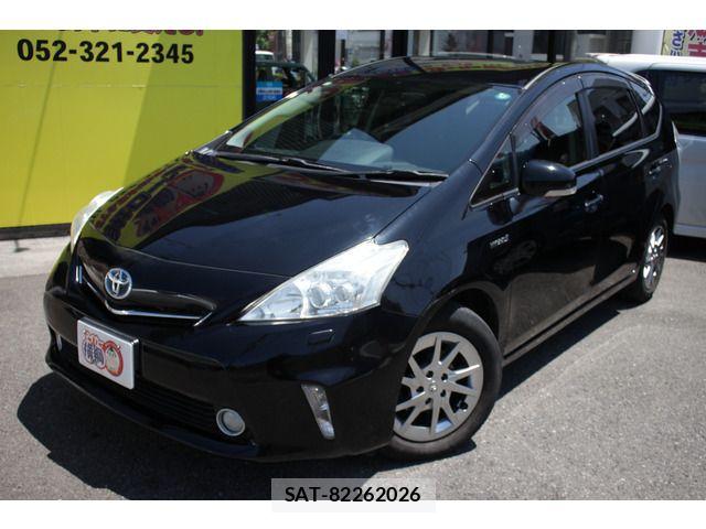 Toyota PRIUS ALPHA 2013-12 8209684-4