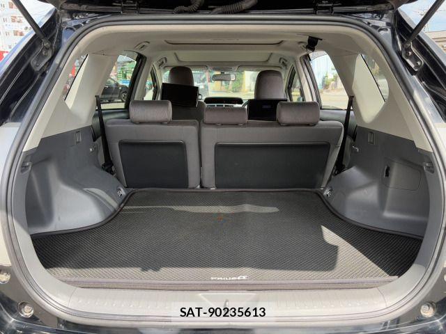 Toyota PRIUS ALPHA 2012-07 8209693-15