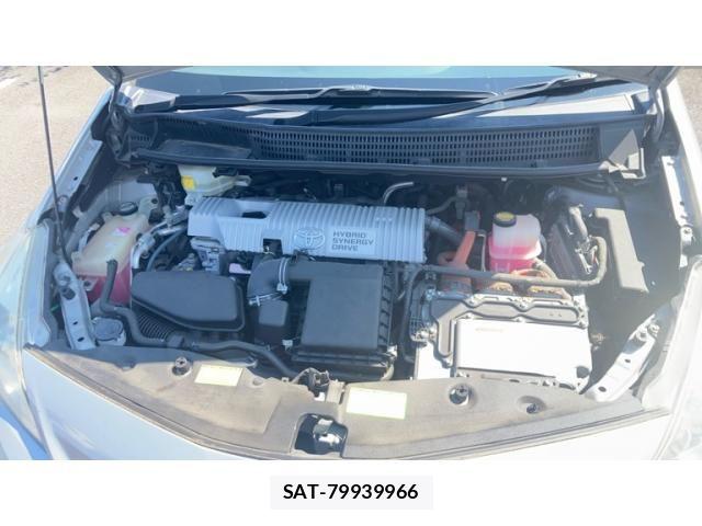 Toyota PRIUS ALPHA 2011-10 8209691-6