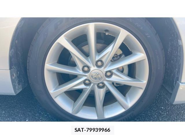 Toyota PRIUS ALPHA 2011-10 8209691-8