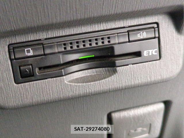 Toyota PRIUS ALPHA 2013-11 8209690-13