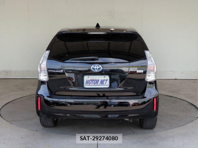 Toyota PRIUS ALPHA 2013-11 8209690-18