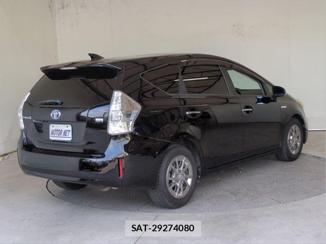 Toyota PRIUS ALPHA 2013-11 8209690-1