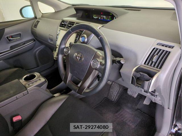 Toyota PRIUS ALPHA 2013-11 8209690-25