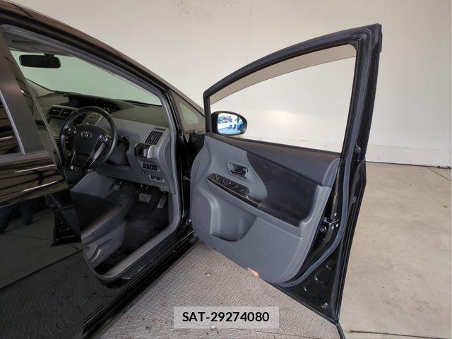 Toyota PRIUS ALPHA 2013-11 8209690-29