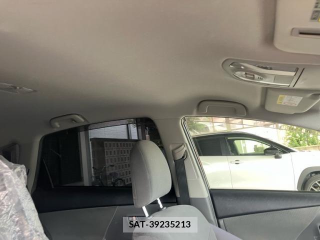 Toyota PRIUS ALPHA 2013-11 8231389-14