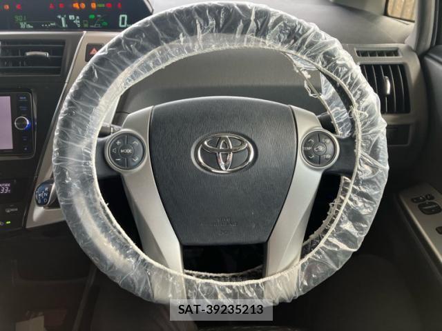 Toyota PRIUS ALPHA 2013-11 8231389-16