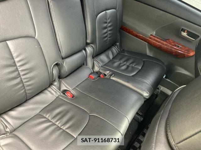 Toyota PRIUS ALPHA 2013-12 8231387-10