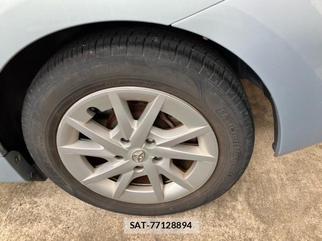 Toyota PRIUS ALPHA 2012-05 8231397-6