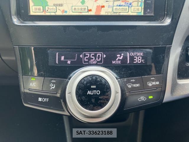 Toyota PRIUS ALPHA 2012-03 8231399-13