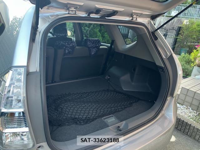 Toyota PRIUS ALPHA 2012-03 8231399-20