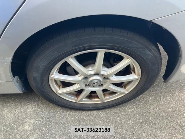 Toyota PRIUS ALPHA 2012-03 8231399-4