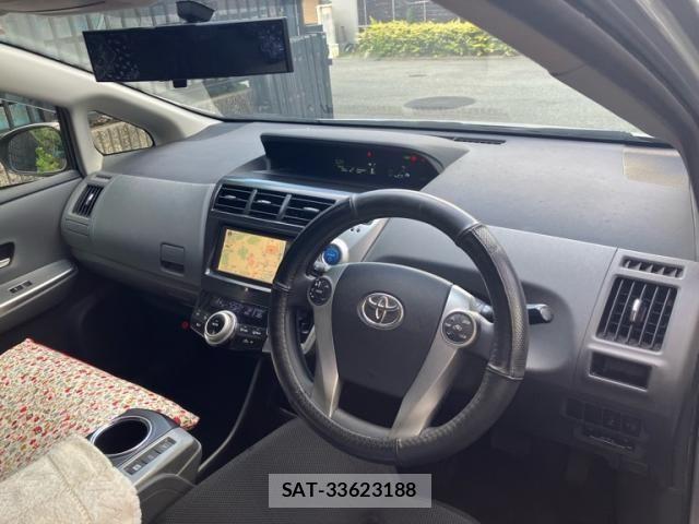Toyota PRIUS ALPHA 2012-03 8231399-8