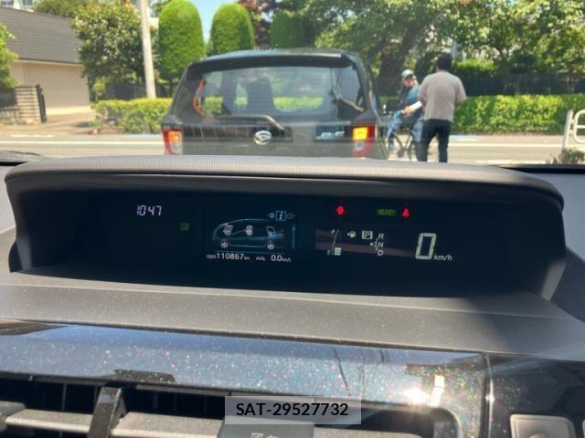 Toyota PRIUS ALPHA 2015-08 8231384-15