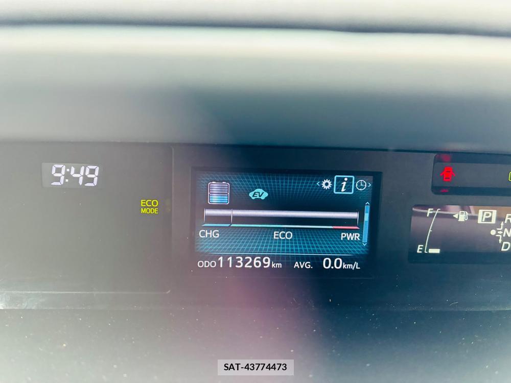 Toyota PRIUS ALPHA 2015-11 8111256-15