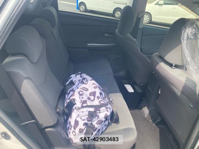 Toyota PRIUS ALPHA 2014-03 8231388-12
