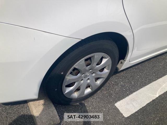 Toyota PRIUS ALPHA 2014-03 8231388-2