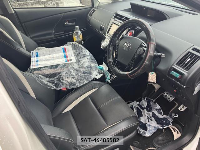 Toyota PRIUS ALPHA 2016-08 8231385-10