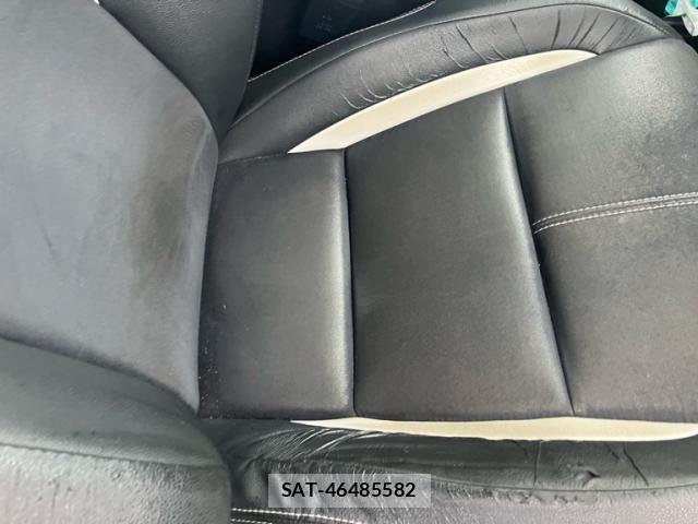 Toyota PRIUS ALPHA 2016-08 8231385-11