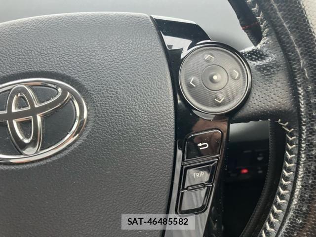 Toyota PRIUS ALPHA 2016-08 8231385-18