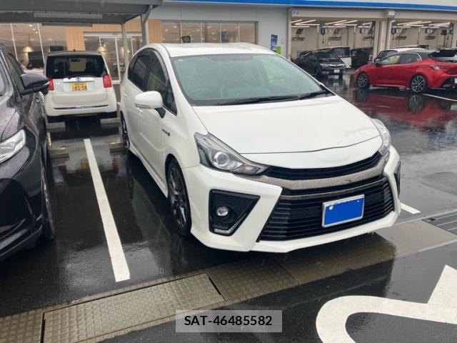 Toyota PRIUS ALPHA 2016-08 8231385-1