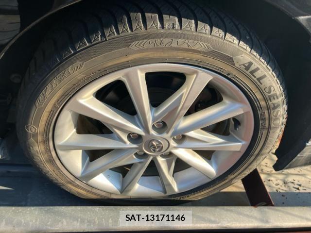 Toyota PRIUS ALPHA 2013-08 8231390-9