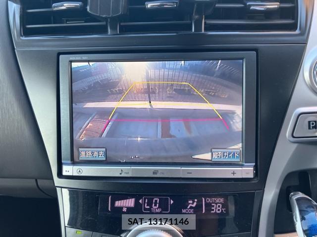 Toyota PRIUS ALPHA 2013-08 8231390-21