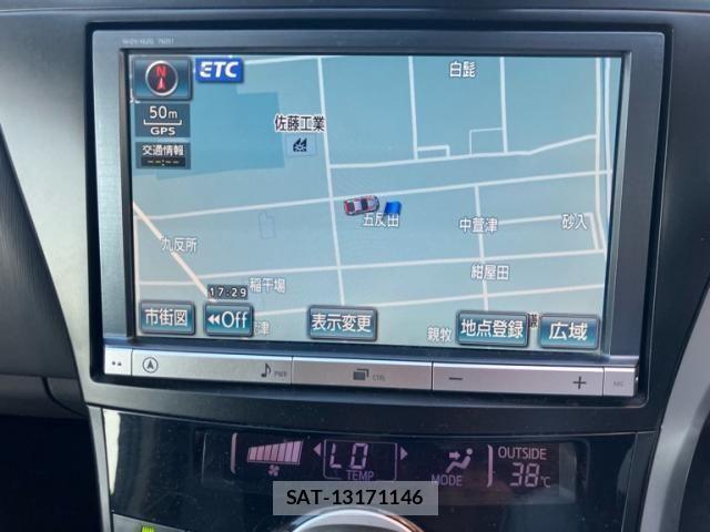 Toyota PRIUS ALPHA 2013-08 8231390-22