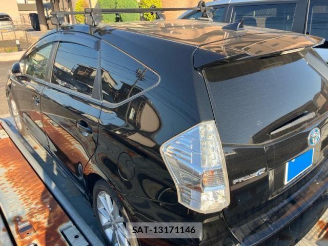 Toyota PRIUS ALPHA 2013-08 8231390-3