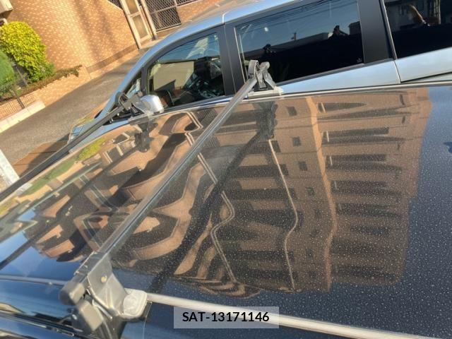 Toyota PRIUS ALPHA 2013-08 8231390-5
