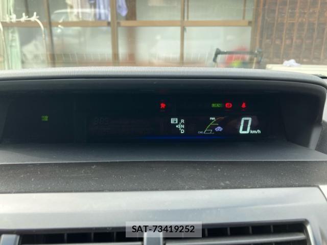Toyota PRIUS ALPHA 2013-05 8231398-18