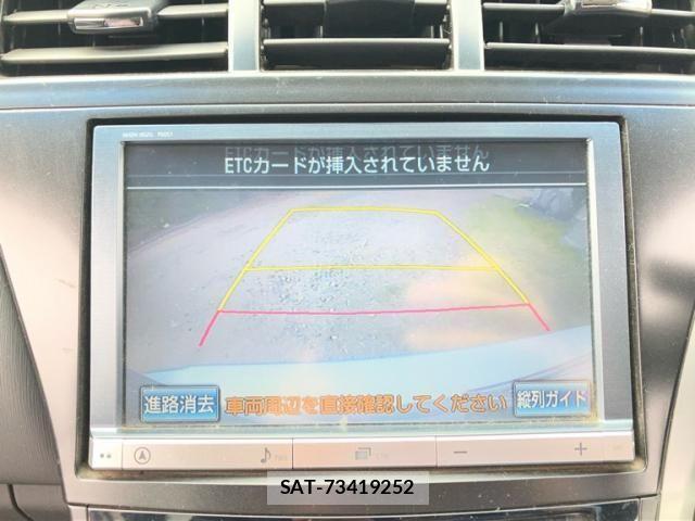 Toyota PRIUS ALPHA 2013-05 8231398-20