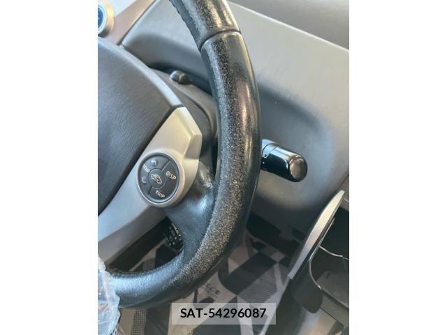 Toyota PRIUS ALPHA 2012-03 8231400-21