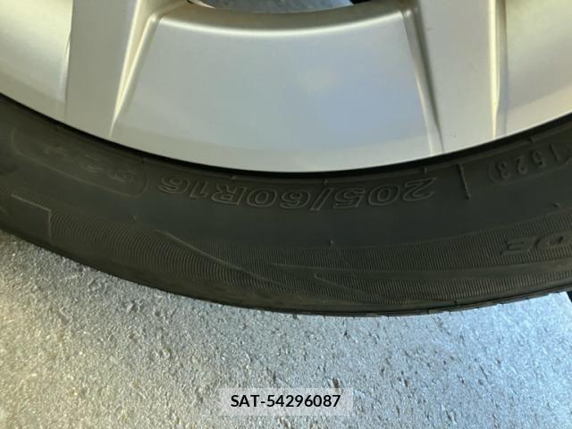 Toyota PRIUS ALPHA 2012-03 8231400-5