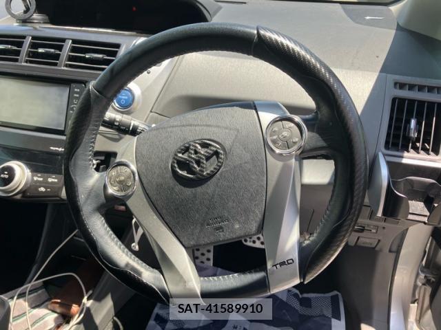 Toyota PRIUS ALPHA 2012-01 8231392-14