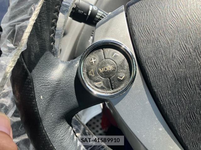 Toyota PRIUS ALPHA 2012-01 8231392-16