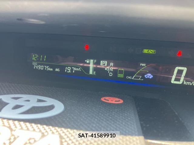 Toyota PRIUS ALPHA 2012-01 8231392-17