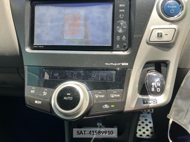 Toyota PRIUS ALPHA 2012-01 8231392-21