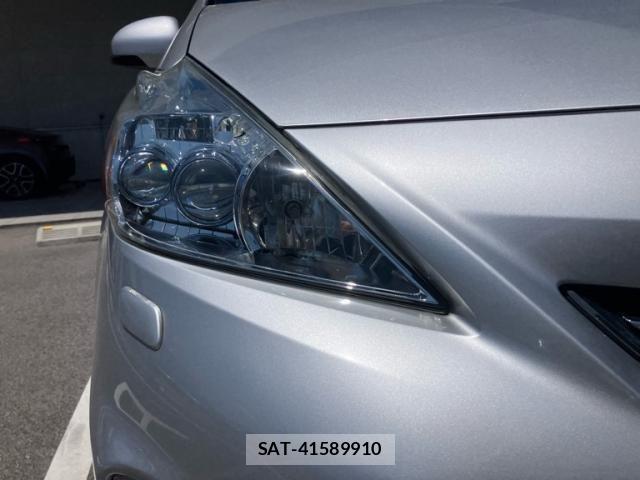 Toyota PRIUS ALPHA 2012-01 8231392-4