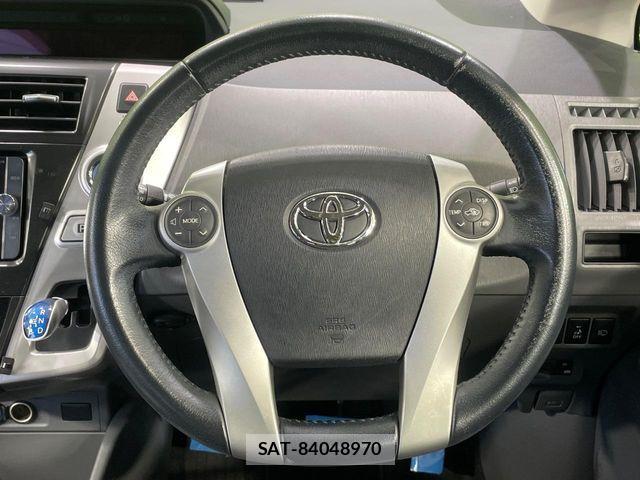Toyota PRIUS ALPHA 2012-11 8246416-10